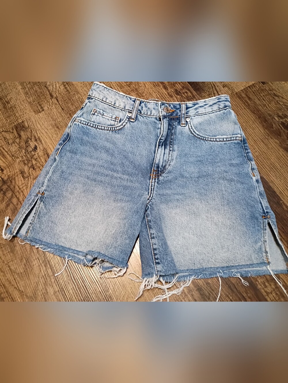 NEW w/Tags Forever 21 90s Jean Shorts Loose Fit Pinched Waist Woman's Juniors 24